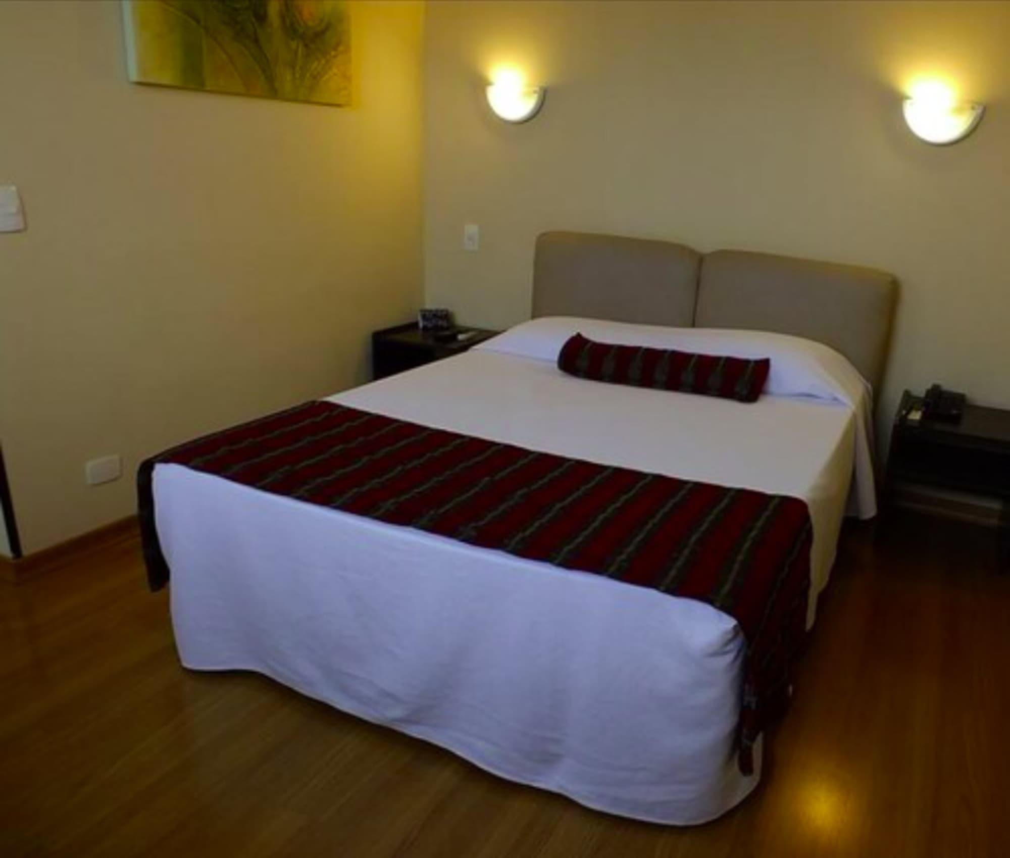 Nacional Inn Curitiba Estação Shopping Extérieur photo