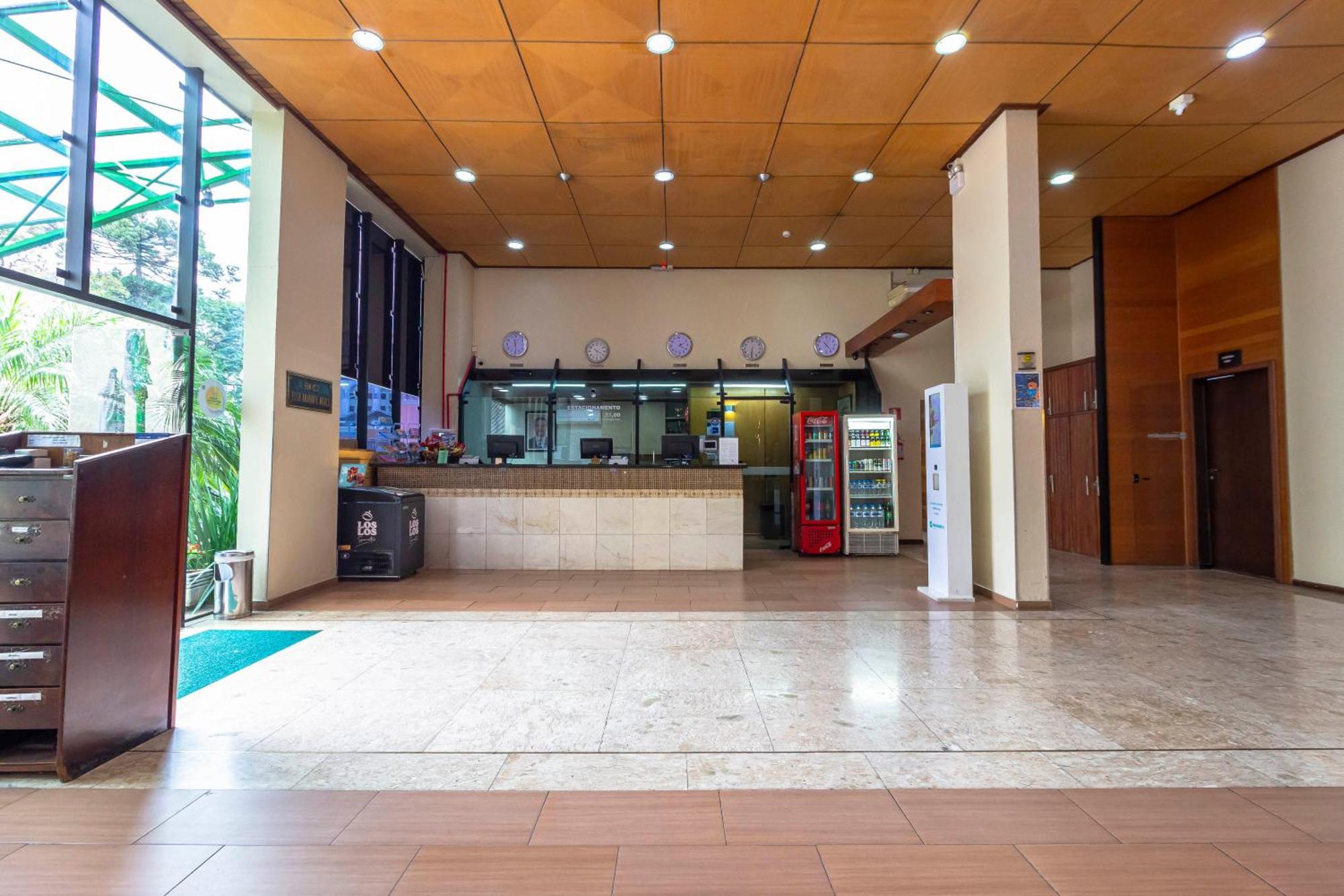 Nacional Inn Curitiba Estação Shopping Extérieur photo